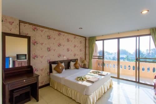 Double Room with Balcony and Sea View