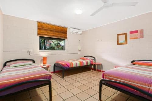 Bed in 3-Bed Mixed Dormitory Room