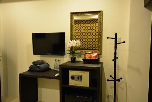 Standard Twin Room