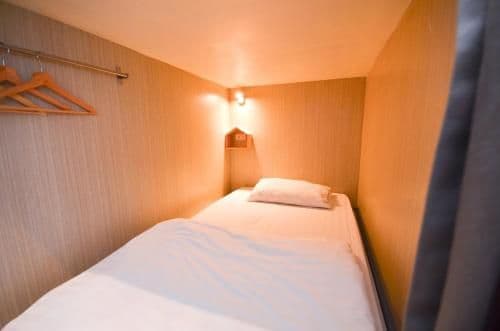 Bed in 8-Bed Mixed Dormitory Room
