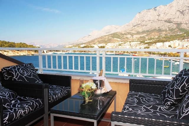 SUITE SEA VIEW WITH BALCONY