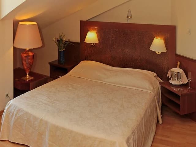 SUITE SEA VIEW WITH BALCONY