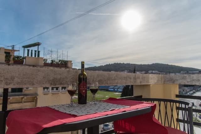 DOUBLE DELUXE WITH BALCONY