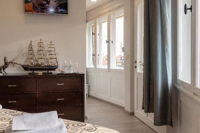 SUITE SEA VIEW WITH BALCONY