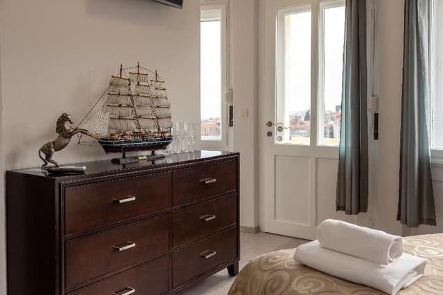 SUITE SEA VIEW WITH BALCONY