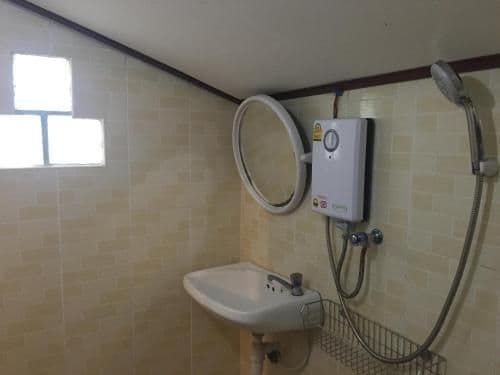 Bungalow with Fan