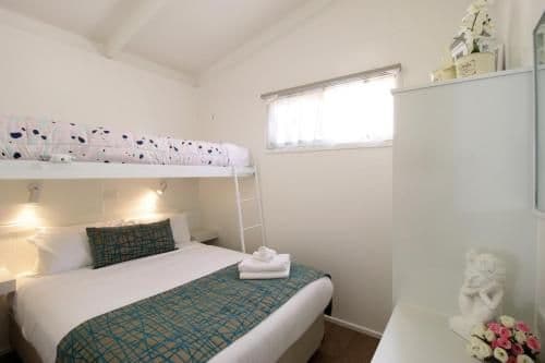 Two-Bedroom Villa (Sleeps 5)