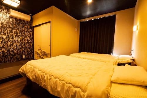 Japanese-Style Triple Room with Bed with Shared Bathroom