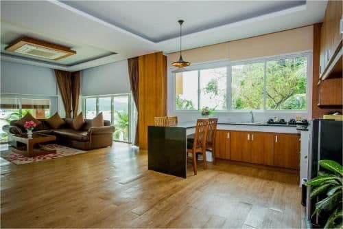 Family Room with Sea View