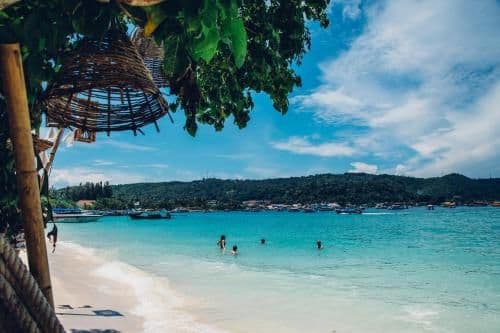 Luxury Double Room Beach Front with Pool
