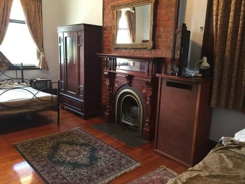 Triple Room with Private Bathroom