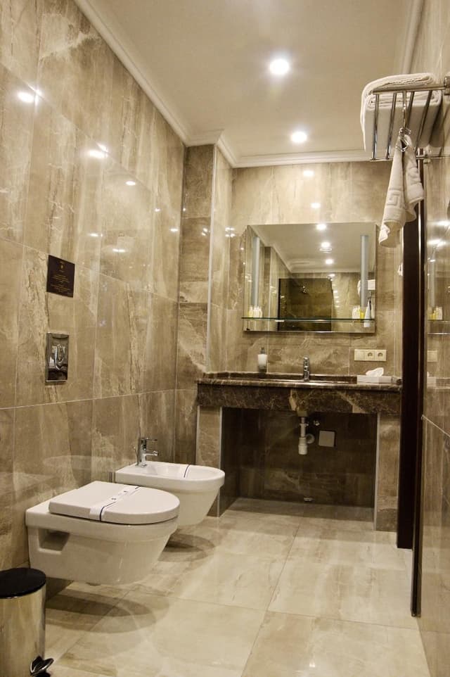 DOUBLE SINGLE USE DELUXE SEA VIEW