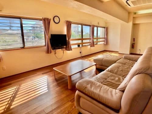 Deluxe Family Room