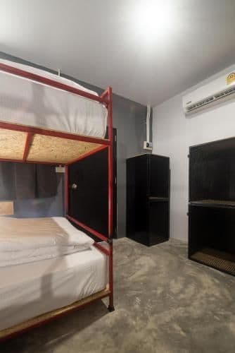 Bed in 4-Bed Female Dormitory Room with Air Conditioning