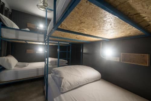 Bed in 4-Bed Mixed Dormitory Room with Fan