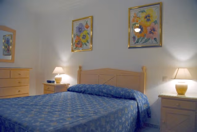 APARTMENT THREE BEDROOMS
