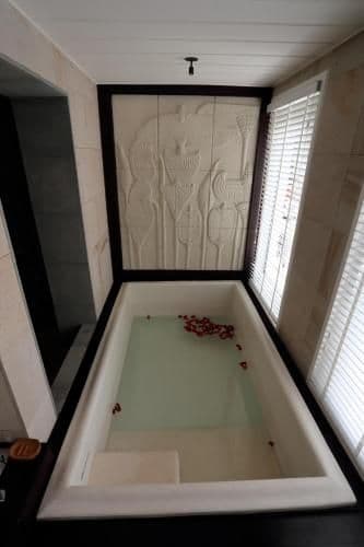 City Grande King Room