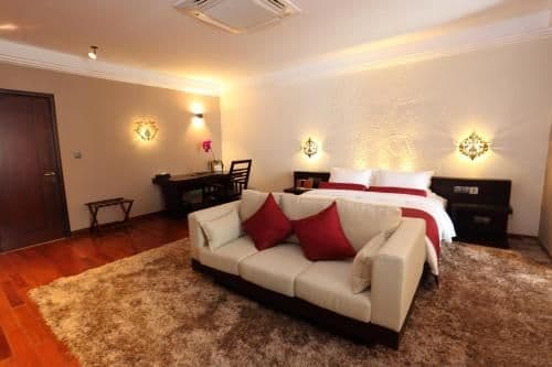City Grande King Room