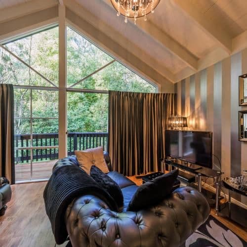 Cottage with King Bed