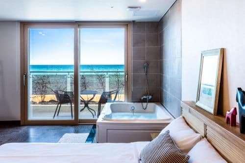 Deluxe Double Room with Sea View