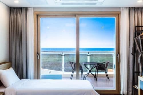Deluxe Twin Room with Sea View
