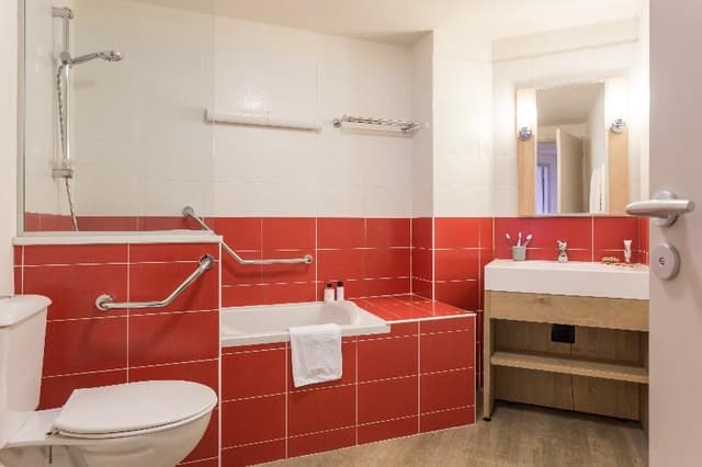 APARTMENT CAPACITY 4