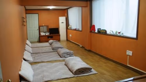Korean-Style Family Room
