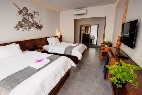 Deluxe Twin Room with Balcony