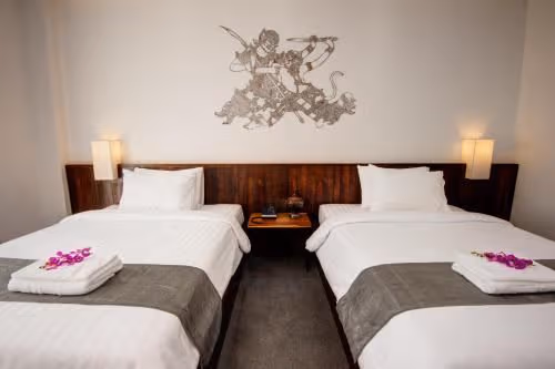 Deluxe Twin Room with Balcony