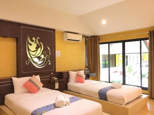 Deluxe Double or Twin Room
