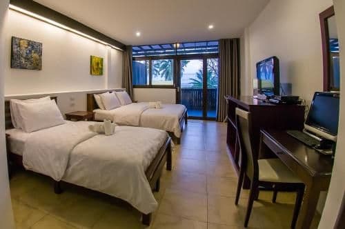 Triple Room with Sea View