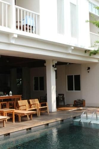 Superior Double Room with Pool View