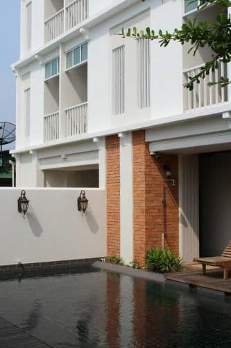 Superior Double Room with Pool View