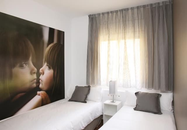 APARTMENT CAPACITY 6 TWO BEDROOMS
