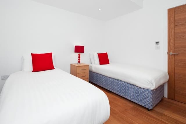 APARTMENT CAPACITY 4