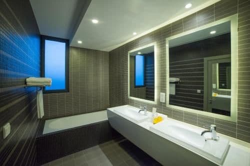 Suite King Bed with Balcony