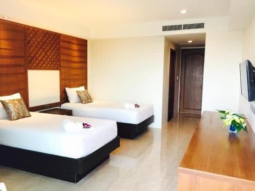 Standard Twin Room (Free Round Trip Airport Transfer)