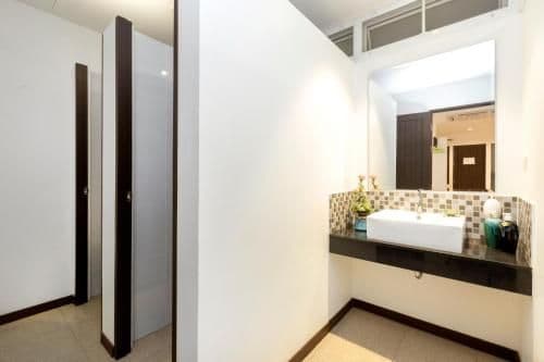 Deluxe Suite (6 Adults)