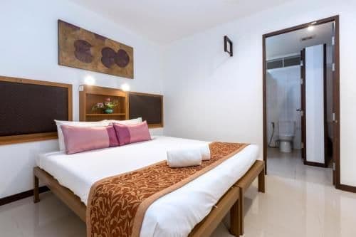 Three Bungalows (16 Adults + 5 Child)