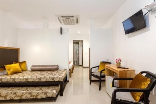 Three Bungalows (16 Adults + 5 Child)
