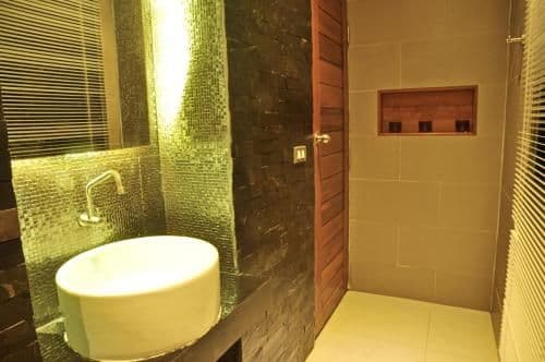 One-Bedroom Bungalow