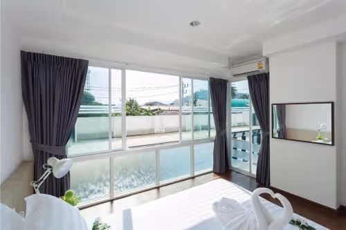 Junior Suite with Pool View