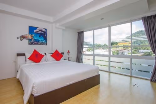 Deluxe Double or Twin Room