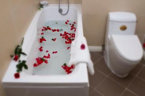 Bungalow with Garden View