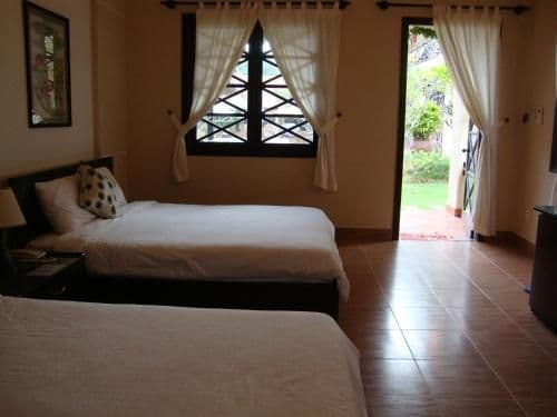 Bungalow with Garden View