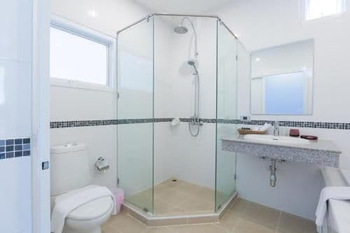 Pool Suite