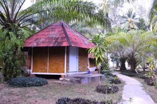 Bungalow with Fan