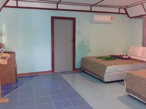 Bungalow with Patio