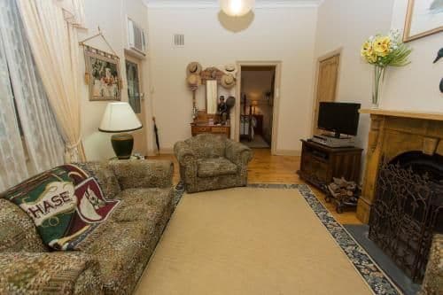 Three-Bedroom Winery Cottage