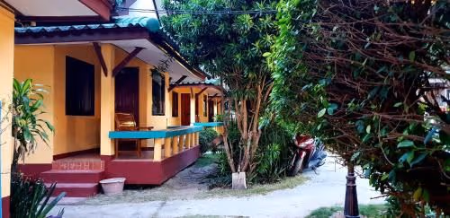 Cottage with Garden View